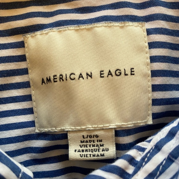 Large American Eagle Blue and White Button Down - Picture 3 of 3